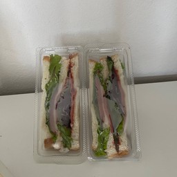 แซนวิชจริงใจ Sandwich club