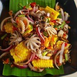 ตำข้าวโพดหมึกสาย