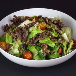 สลัดเนื้อสไปซี่