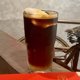 แบล็คคอฟฟี่ มะพร้าว