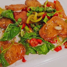 ข้าวกะเพรากุนเชียง