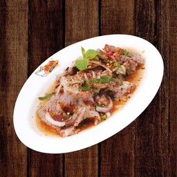 น้ำตกเนื้อ