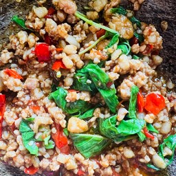 กะเพรา(กับข้าว)