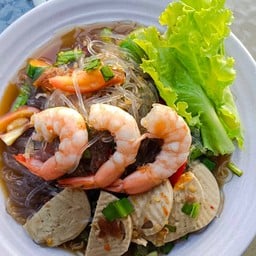 ตำเส้นเกาหลี+หมูยอ+กุ้ง