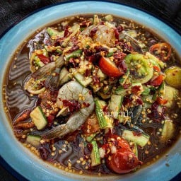 ตำแตงกุ้งสด