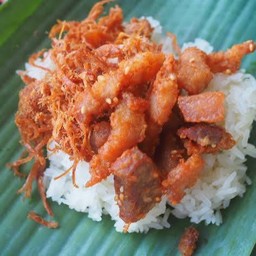 ข้าวเหนียวหมูฝอย+หมูทอด