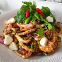 ลาบปลาหมึก