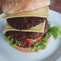 ดับเบิลเบอร์เกอร์เนื้อ