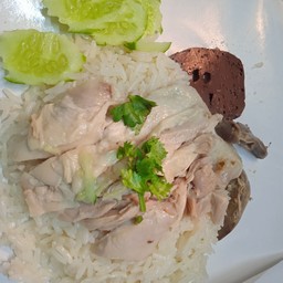 ข้าวมันไก่โค้งวัด