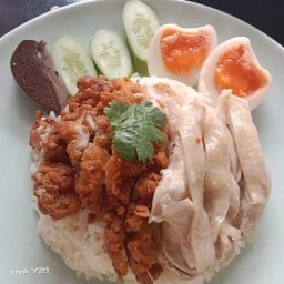 ร้านข้าวมันไก่คู่สร้าง