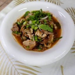 น้ำตกไก่