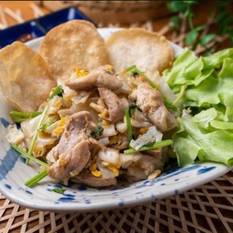 ก๋วยเตี๋ยวคั่วไก่