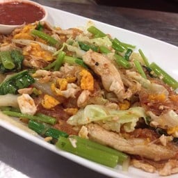 สุกี้แห้งไก่ พิเศษ