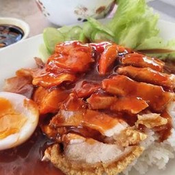 ข้าวหมูแดง หมูกรอบ พิเศษ