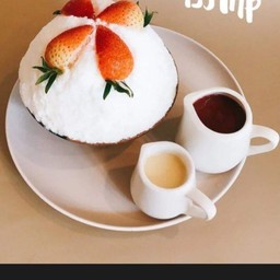 บิงซูสตอเบอรี่