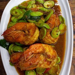 ผัดสะตอเครื่องแกง