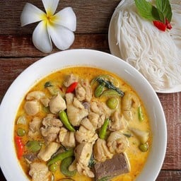 ขนมจีน บุฟเฟ่ผัก By เบญญา(อิสลามทานได้)สาขา2