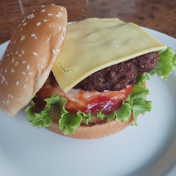 เบอร์เกอร์เนื้อ