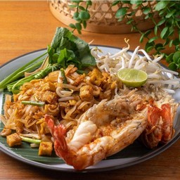 ผัดไทกุ้งแม่น้ำ