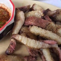 เสือร้องไห้