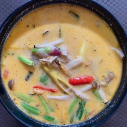 ต้มข่าปลาสลิด