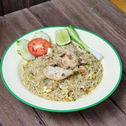 ข้าวผัดไก่