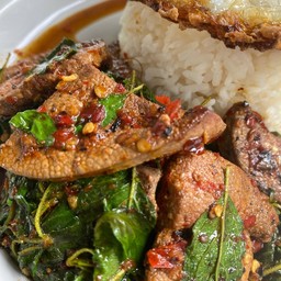 กะเพราแท้ตับหมู