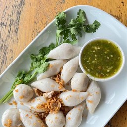 ลูกชิ้นปลาลวกจิ้ม