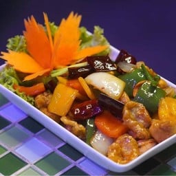ไก่ผัดเม็ดมะม่วง