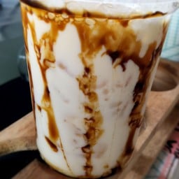 นมสดบราวชูการ์เย็น