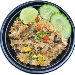 ข้าวผัดปลากระป๋อง