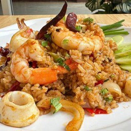 ข้าวผัดต้มยำ