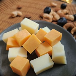 Cheddar red & Mossarella Cheese