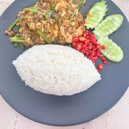 ข้าวราดผัดผงกระหรี่