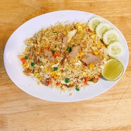 ข้าวผัดหมู
