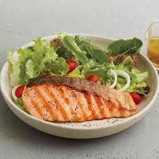 สลัดแซลมอน