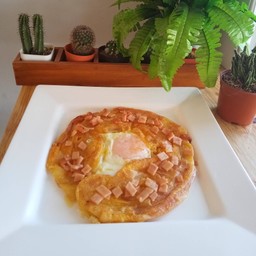 โรตีไข่ดาวแฮมไก่ชีส