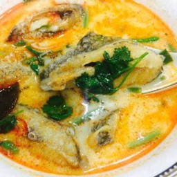 ต้มข่าปลาสลิด