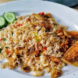 ข้าวผัดปลาสลิด