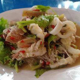 ยำวุ้นเส้นทะเล