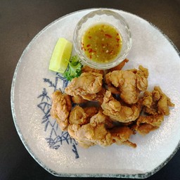 เอ็นไก่ทอดคาราเงะ