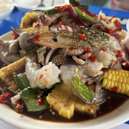 ยำรวมทะเล+ข้าวโพด ปลาร้า