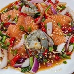 ตำเหลาแซลมอน+กุ้งสด