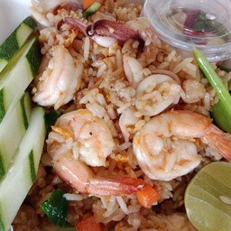 ข้าวผัดทะเล