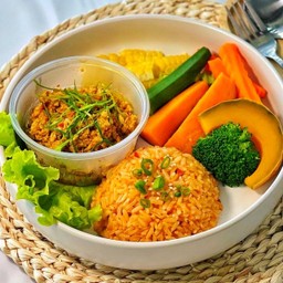 ข้าวอบกระเทียม + คั่วกลิ้งหมูลีน เร่งเบิร์น