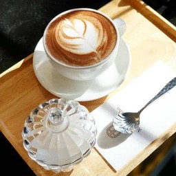 ลาเต้ร้อน