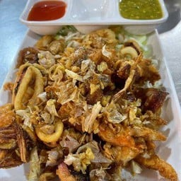 หมึกไข่ทอดกระเทียม