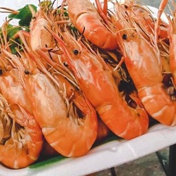 กุ้งเผา เตาถ่าน(หน้าดาราคอสเมติกส์ บ้านยวม)