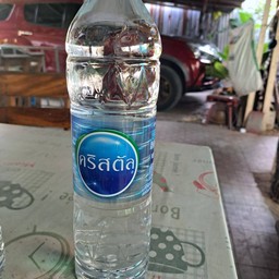 น้ำเปล่า 1.5 ลิตร