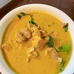 แกงคั่วเนื้อ